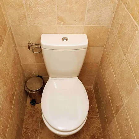 2-bedroom Near The * Bandol